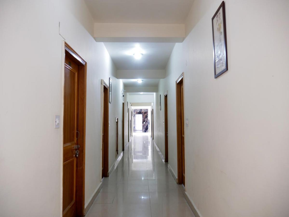 مايالي New Ambika International Mall Road Hotel المظهر الخارجي الصورة