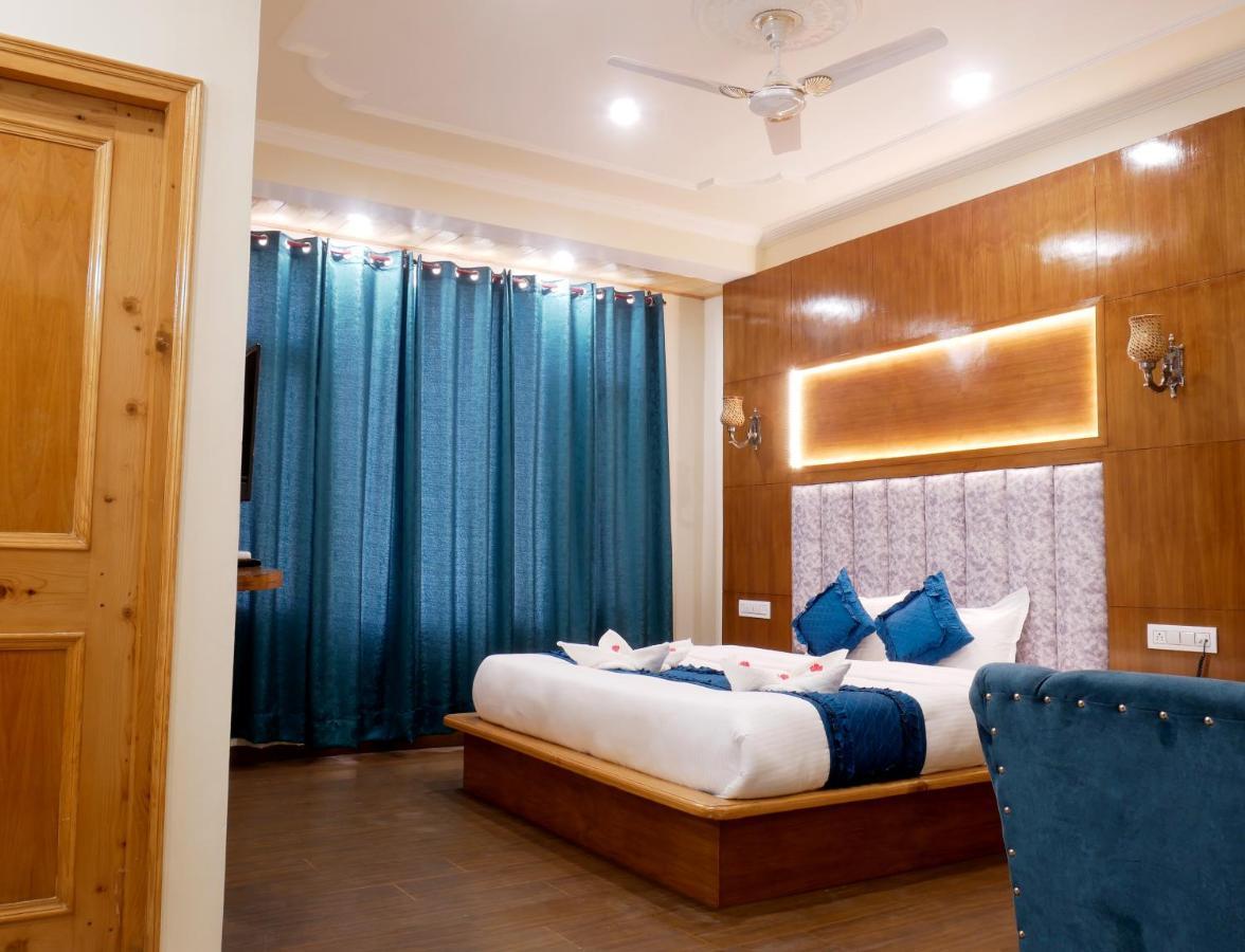 مايالي New Ambika International Mall Road Hotel المظهر الخارجي الصورة
